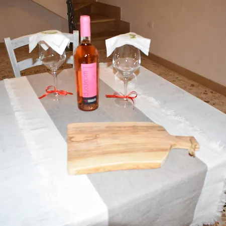 Borgo Dei Filitti - Artistico - Piscina Solarium & Enoteca