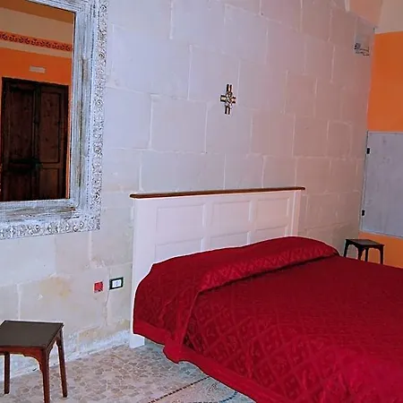 Borgo Dei Filitti - Artistico - Piscina Solarium & Enoteca Bed & Breakfast 3*